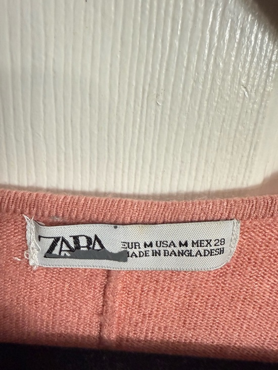 Zara Pink Crewneck Sweater - Picture 2 of 5